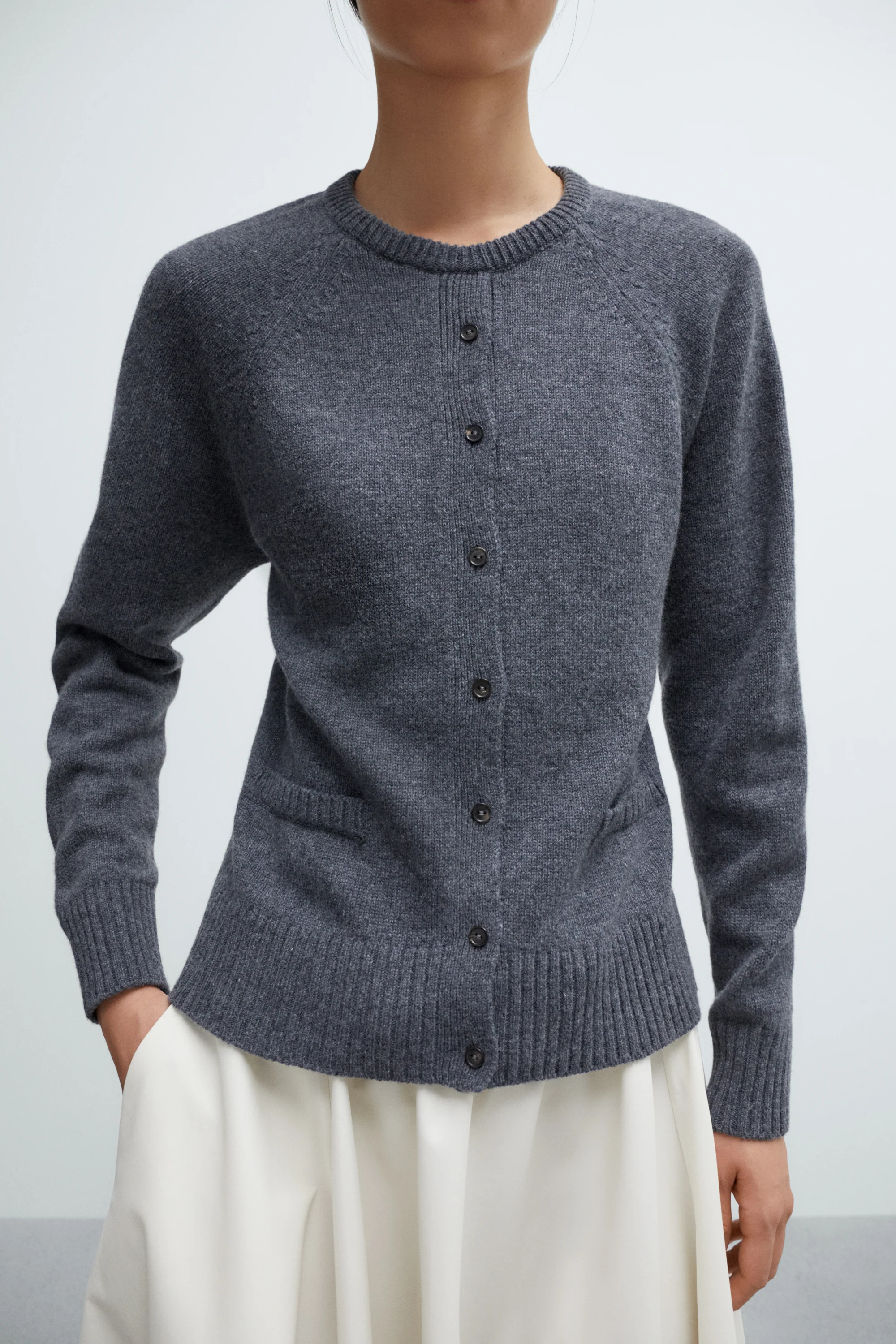 MERINO WOOL OPEN-BACK CARDIGAN - Image 3